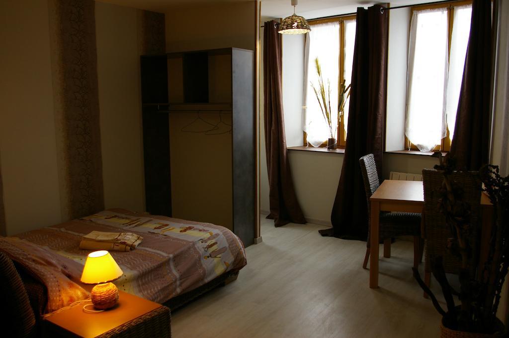 Gite Au Chalet Laferte-sur-Aube Room photo